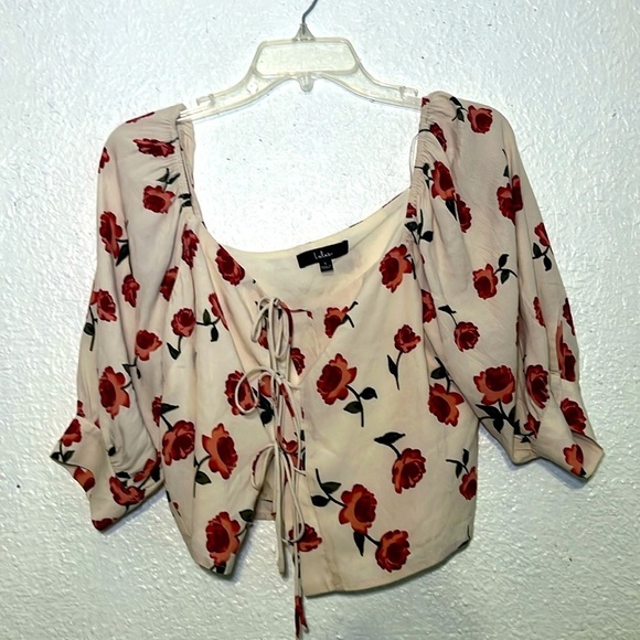 Lulu’s cream colored floral top with front ties size small - Picture 1 of 8
